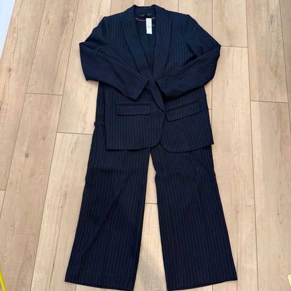 White House Black Market Pants - White House Black Market‎ Suit Set 12 Blazer 10R Pants Navy Pink Pinstripe NWT